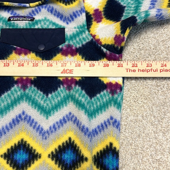 PATAGONIA Synchilla SNAP-T Fleece PULLOVER Aztec TIMBER TWIST Chevron Women M - Picture 5 of 8